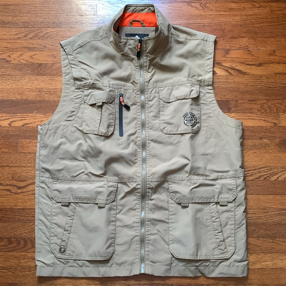 Jeep Brand Khaki Vest Size Large